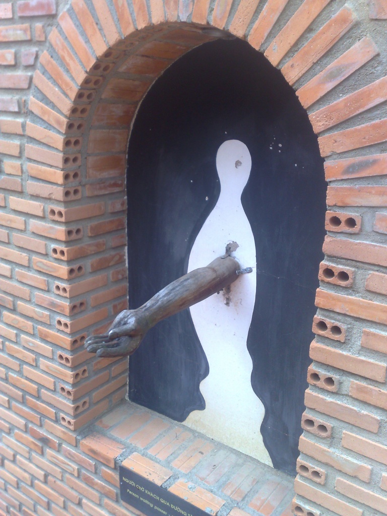 120220123678.jpg